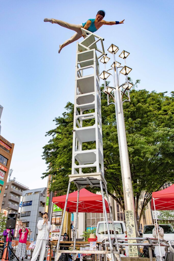 北中通り商店街賞 長谷川肇「高円寺タワー」