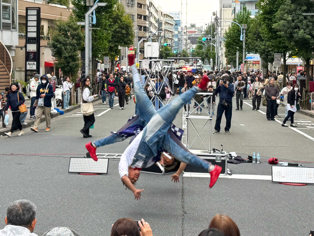 南商店街賞 嶋崎琢也「円環の双影」